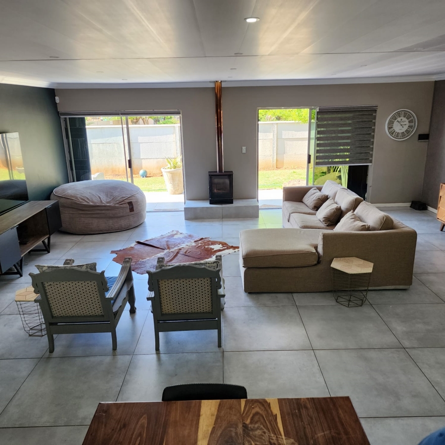 5 Bedroom Property for Sale in Bloemfontein Free State